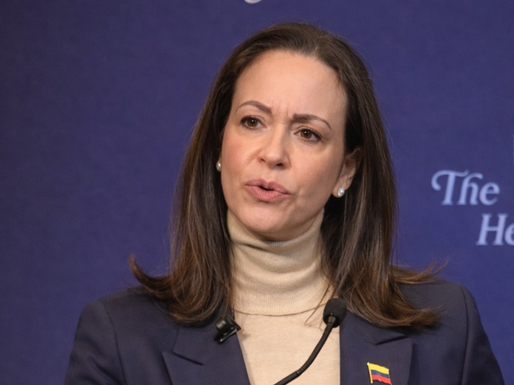 María Corina afirma que Delcy no representa a Venezuela y pide transición