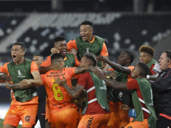 Barcelona SC asegura USD 4,1 millones tras clasificar a fase de grupos