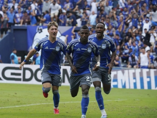 Emelec responde oficialmente tras incidente con Miller Bolaños