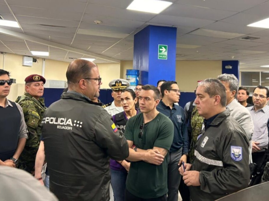 Allanamientos en CNEL: Noboa encabeza operativo nacional