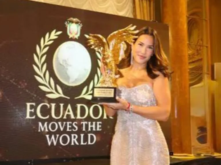 Alejandra Jaramillo recibe reconocimiento en España por su trayectoria artística y televisiva