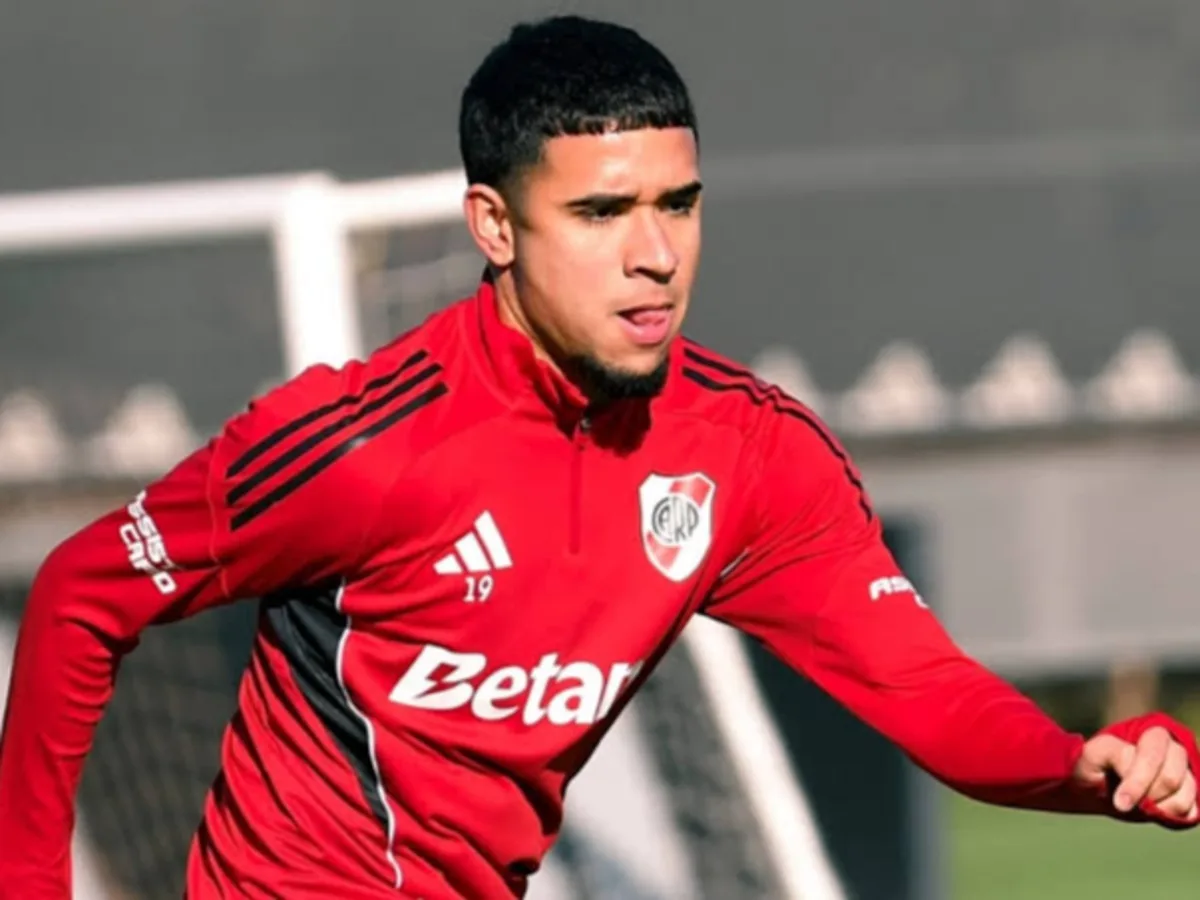 Kendry Páez deja River Plate tras un préstamo sin continuidad