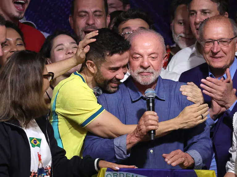 André Janones y el WhatsApp ‘Ejército de Lula’ en Brasil