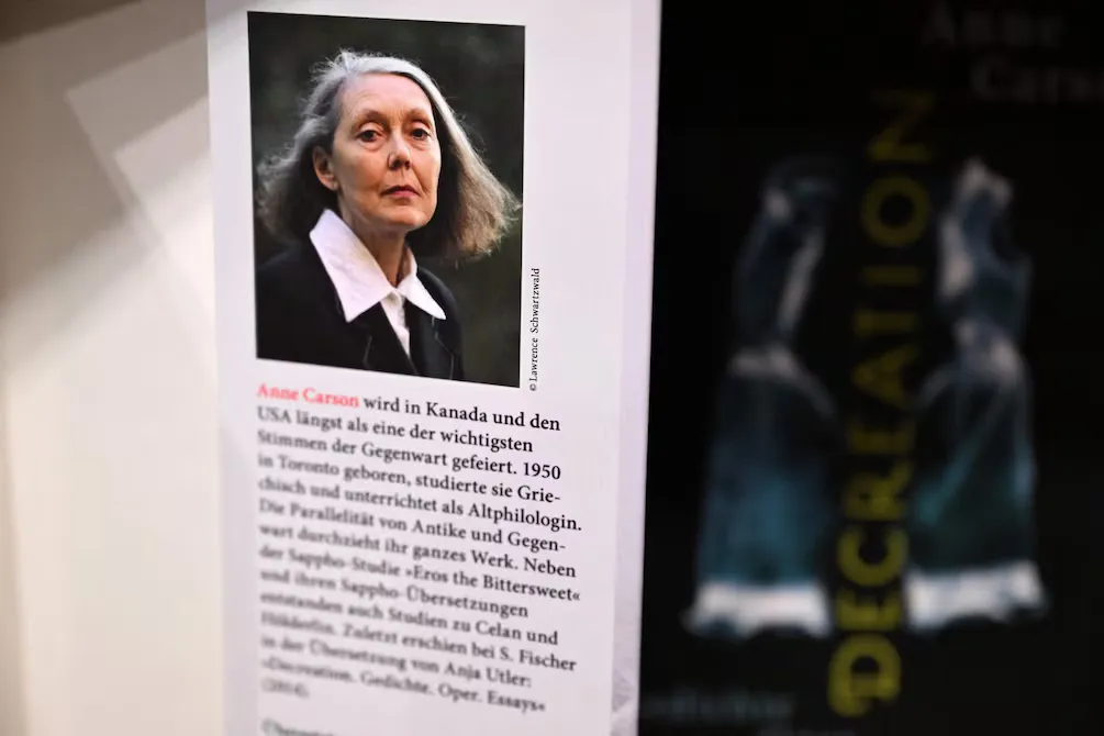 Anne Carson gana el Nobel de Literatura 2026 por su obra audaz