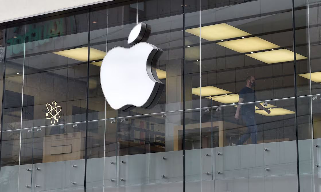 Apple Store: cajas selladas con orden de no abrir