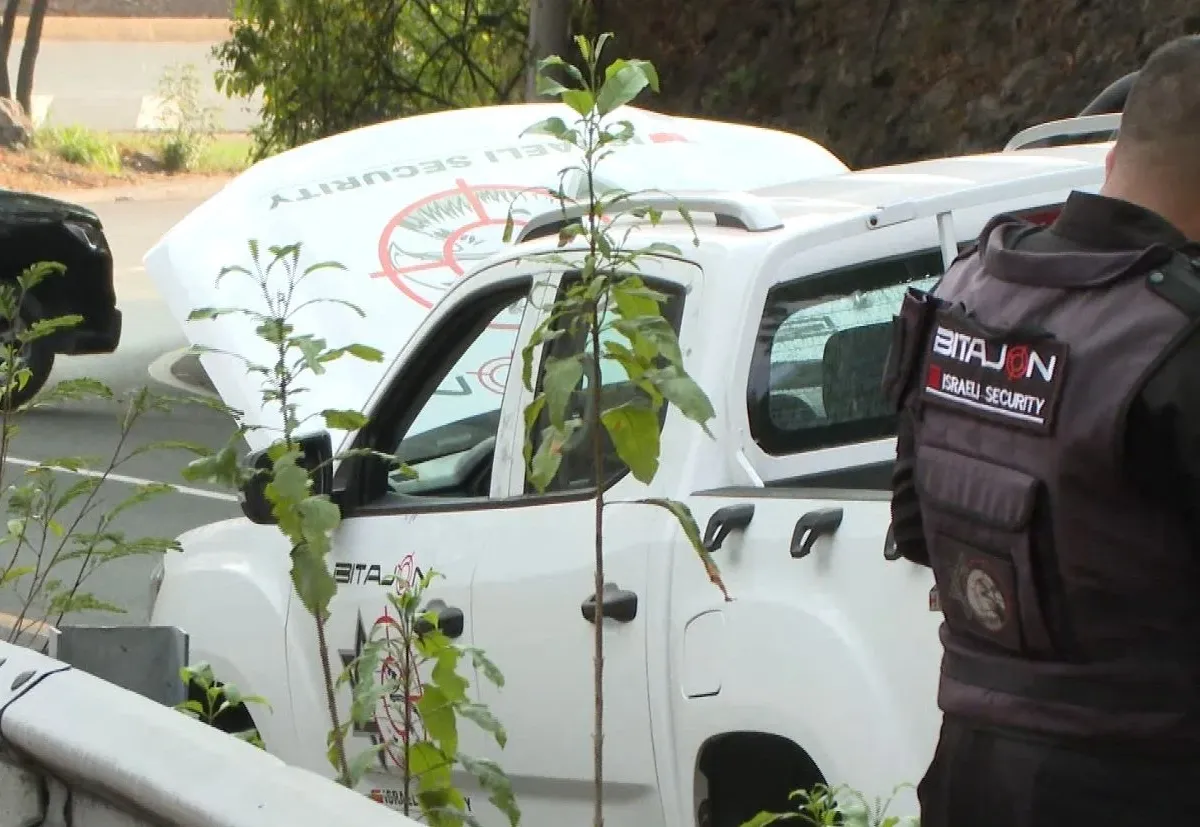 Camioneta de seguridad aparece baleada tras el secuestro de custodios en Guayaquil