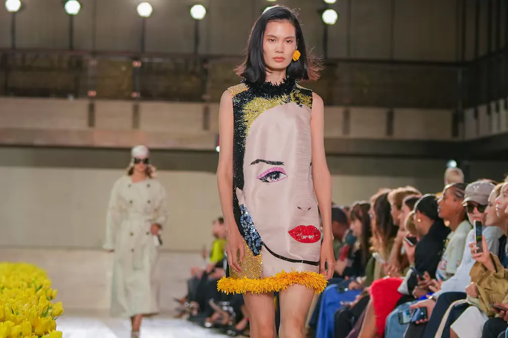 Carolina Herrera celebra 45 años en Nueva York con colección