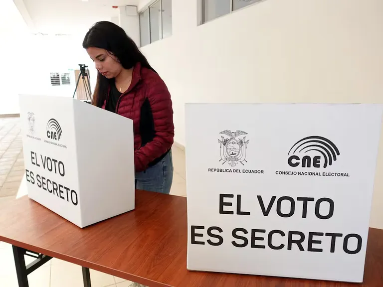 CNE no hará CPCCS en Cuba y Venezuela por falta operativa