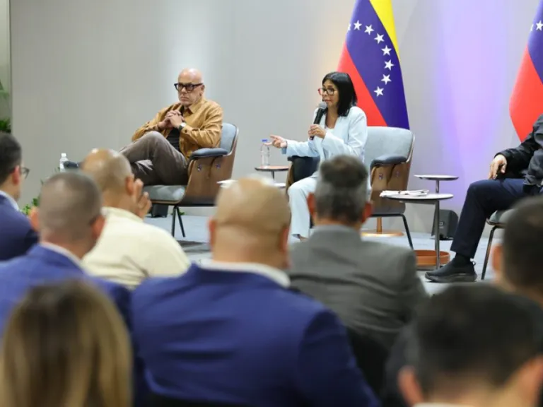 Delcy Rodríguez pide reformar la “ley contra el odio” en Venezuela