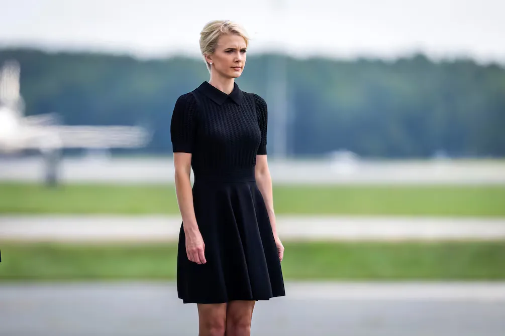Donald Trump regala 45.000 dólares a Natalie Harp, asistente