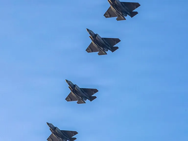 EE. UU. aprueba venta de 48 F-35 a Arabia Saudita