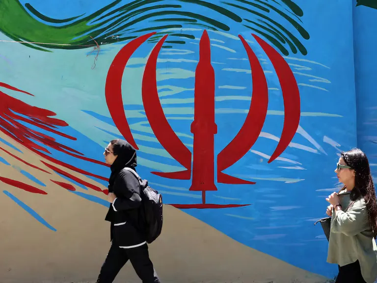 EE. UU. y Canadá alertan sobre presuntos planes de Irán