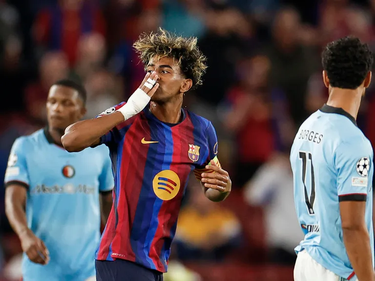 FC Barcelona goleó 5-1 al Feyenoord en su estreno en Champions
