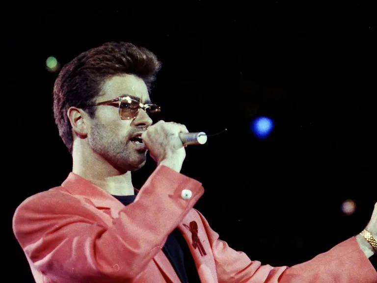 George Michael: subasta de recuerdos desata pelea familiar