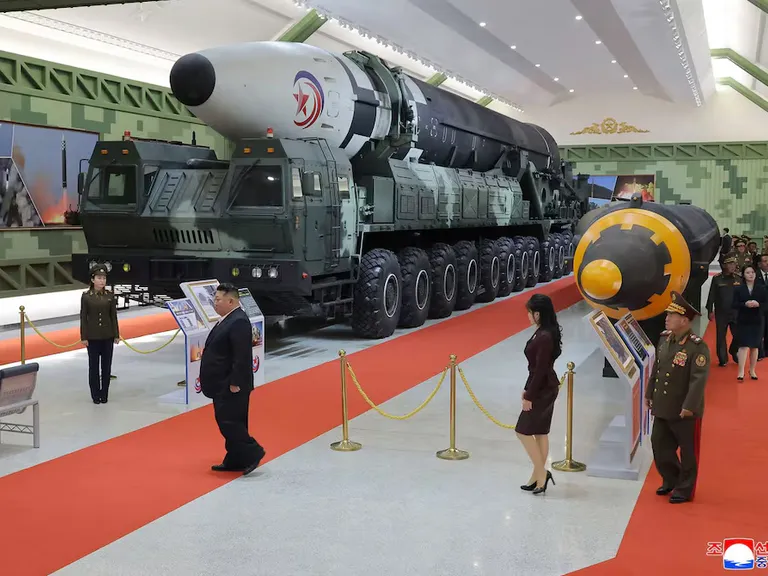 Hwasong-20: Kim Jong-un inaugura museo de Defensa Nacional en Corea