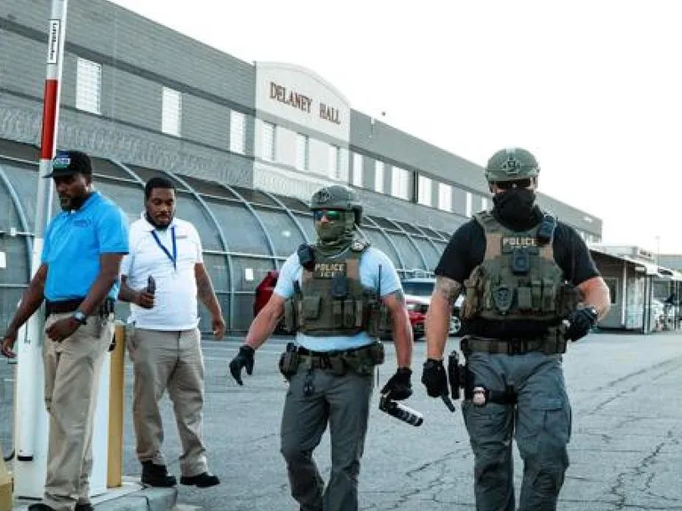 ICE sin director aprobado por el Senado tras retiro de Schroyer