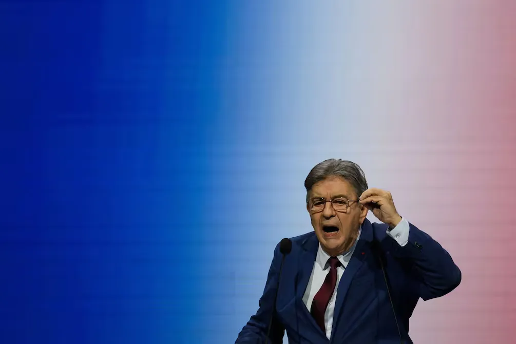 Jean-Luc Mélenchon promete voto a los 16 años en Francia
