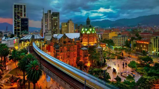 Medellín y 4 ciudades en auge: por qué crecen como destinos
