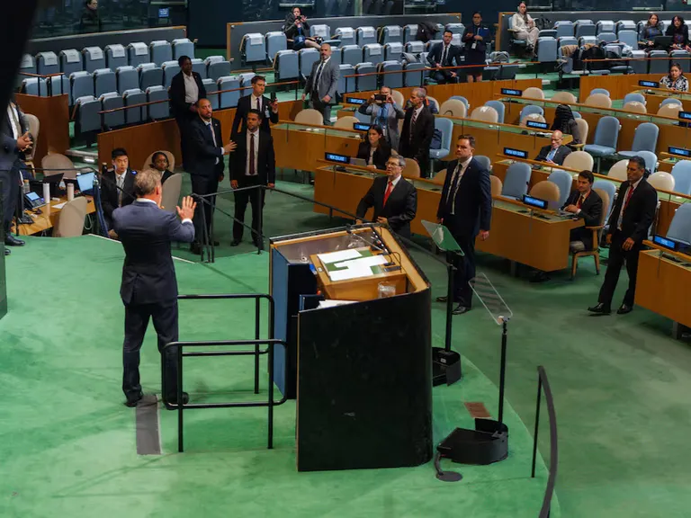 Mike Waltz y Bruno Rodríguez Parrilla se enfrentan en la ONU