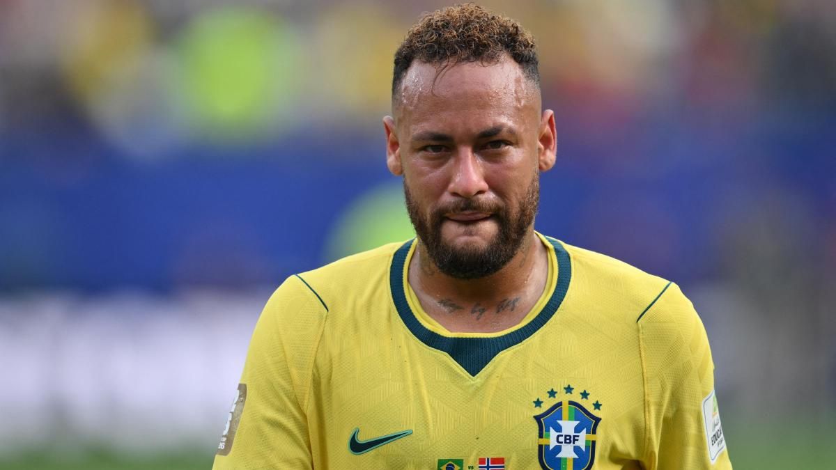 Neymar vuelve al Santos tras el fracaso de Brasil en el Mundial
