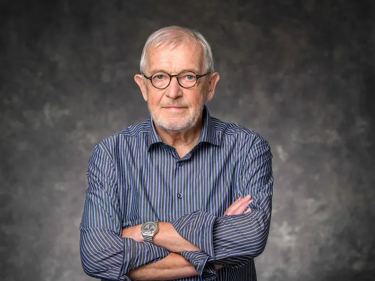 Nobel de Física a Francis Halzen por neutrinos de alta energía