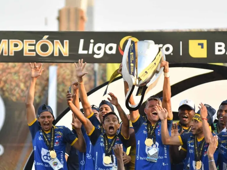 Playoffs en LigaPro: el antecedente 2019 reabre el debate 2027