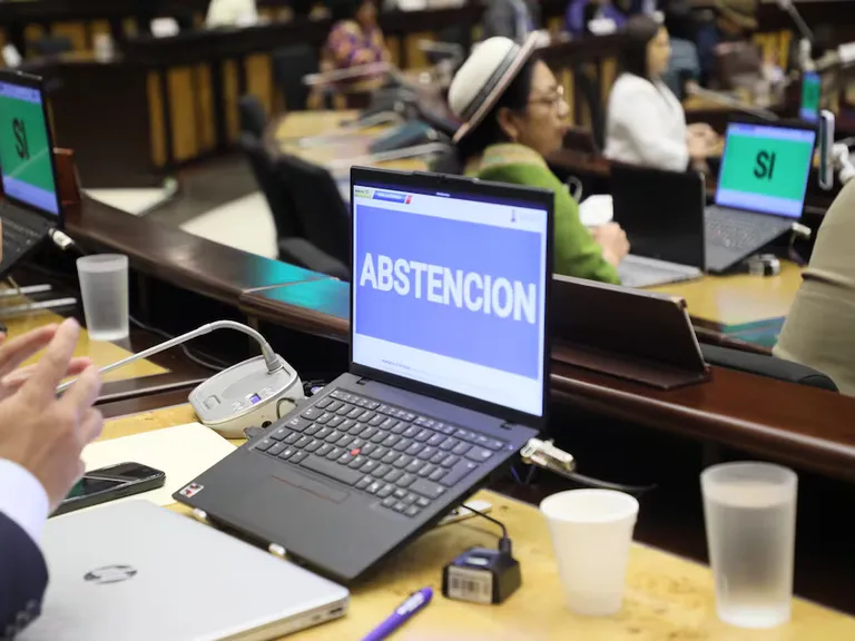 Proyecto para derechos de mujeres rurales no pasa en Asamblea