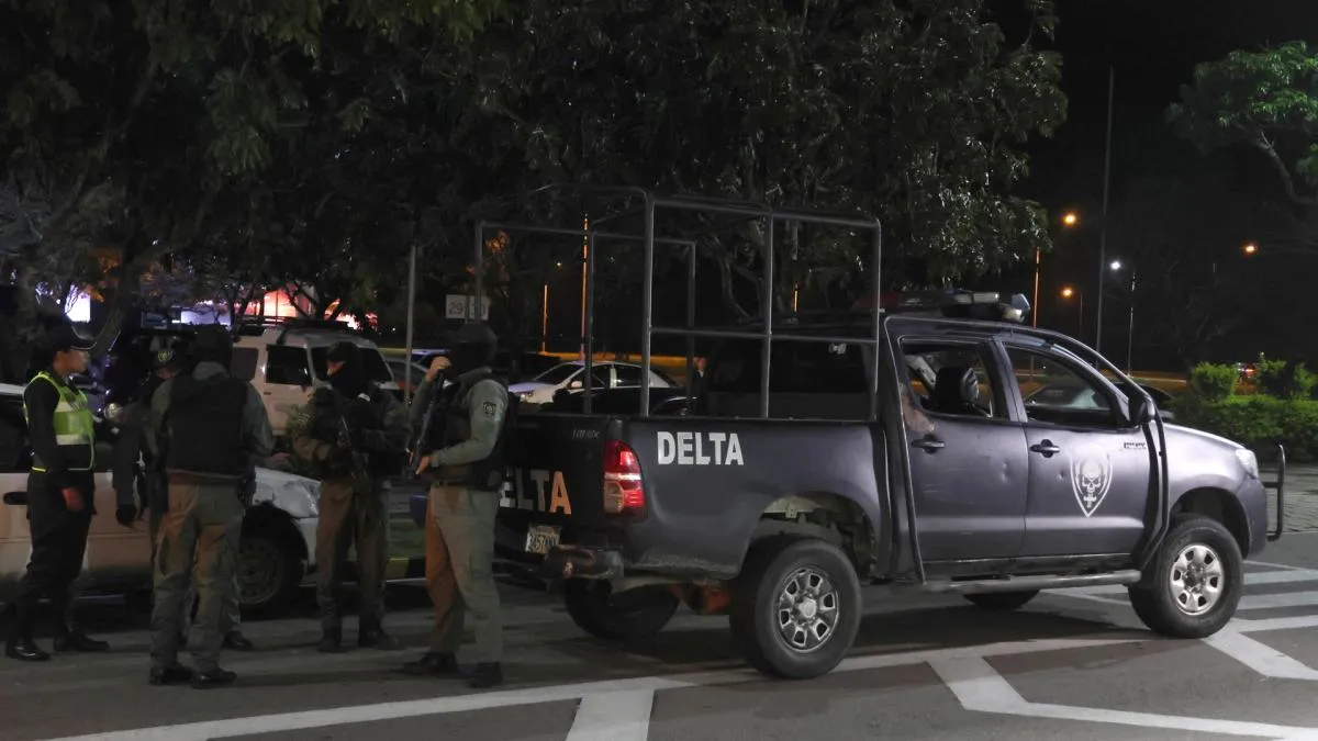 Roger Mariaca: Policía detiene al fiscal general tras retiro de visa