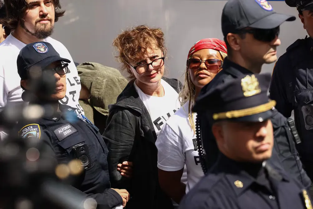 Susan Sarandon detenida en Nueva York contra Benjamín Netanyahu