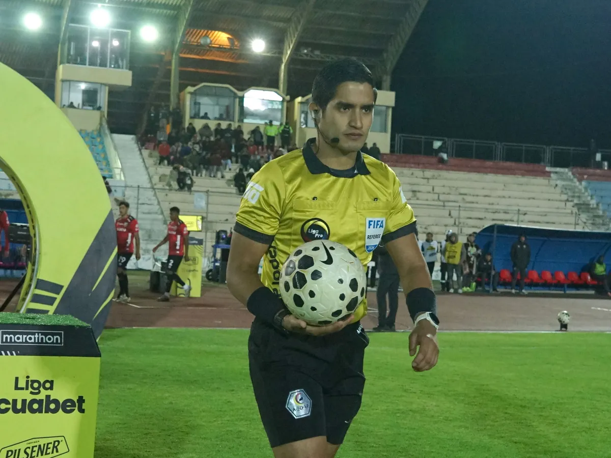 Tres árbitros ecuatorianos en el Mundial Sub 17 de Qatar 2026
