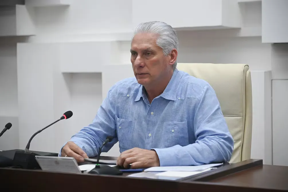 Trump ofreció petróleo e inversiones a Cuba por salida de Díaz-Canel