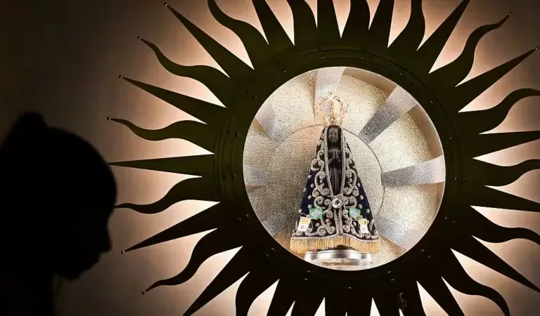 Virgen de Aparecida y polarización religiosa: voto a Lula y Bolsonaro