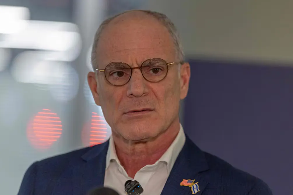 Yechiel Leiter denuncia ataque a su hijo Neria en Cisjordania