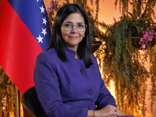 Delcy Rodríguez dice que habrá elecciones ‘libres y justas’ en Venezuela