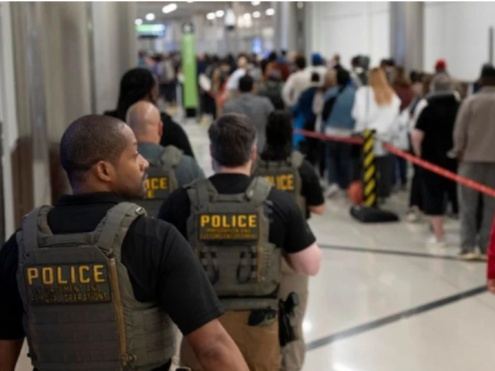 Estados Unidos despliega agentes de ICE en aeropuertos