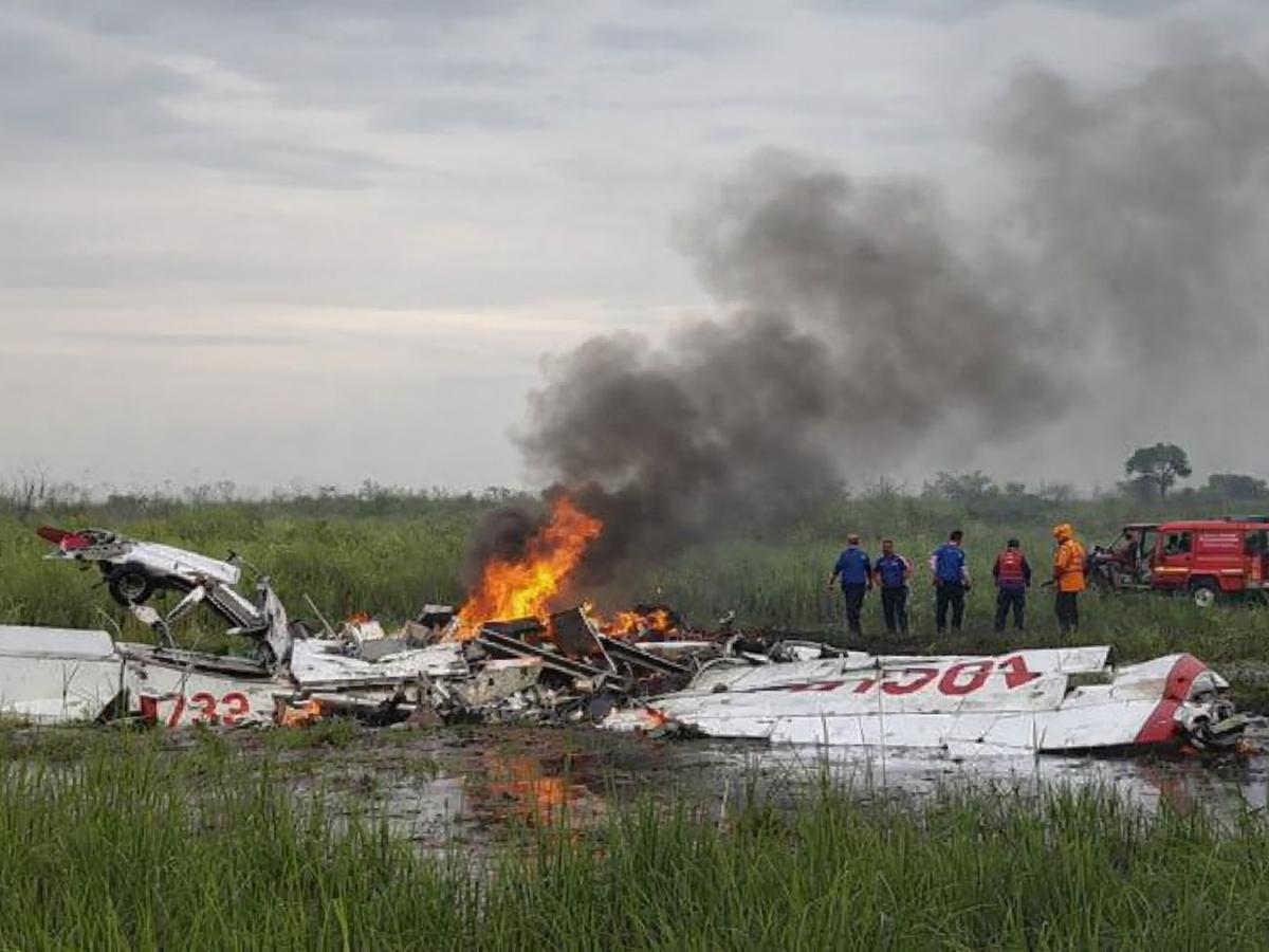 Colisión de avionetas en Puebloviejo deja al menos un fallecido