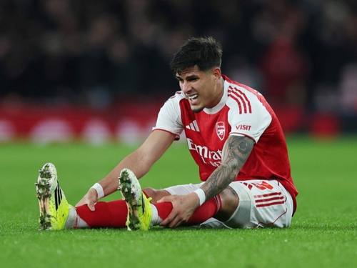 Hincapié baja en Arsenal vs Sporting por Champions