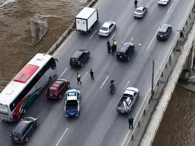 Asesinato en el Puente de la Unidad Nacional deja una funcionaria muerta