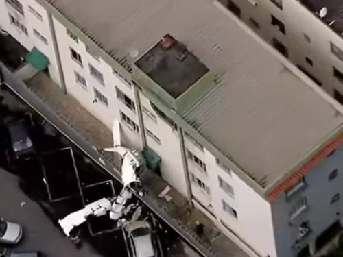 Avioneta en Brasil: dos muertos tras impacto en edificio