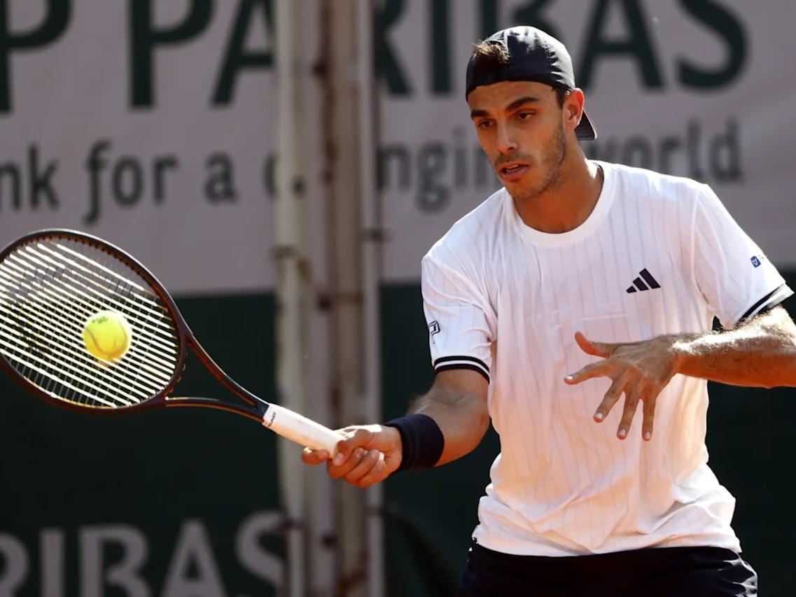 BOMBAZO: Sinner cae ante Cerúndulo en el Roland Garros