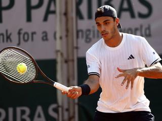 BOMBAZO: Sinner cae ante Cerúndulo en el Roland Garros