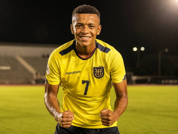 Keny Arroyo lamenta quedar fuera del Mundial 2026 con Ecuador