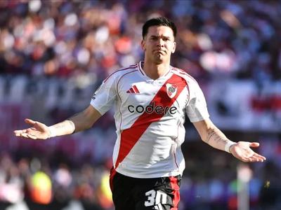 ¿Mastantuono vuelve a River? Tras 1 año en España el argentino podría volver a su club de origen