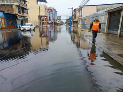 Lluvias en Ecuador dejan inundaciones y derrumbes: estas son las provincias más afectadas