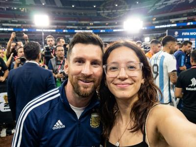 Cómo pedirle a la IA una selfie con tu jugador favorito del Mundial 2026: guía paso a paso