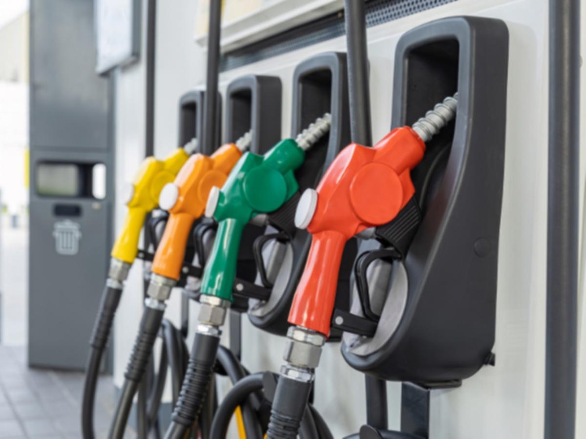 Cómo elegir entre Gasolina Súper y Ecopaís en Ecuador