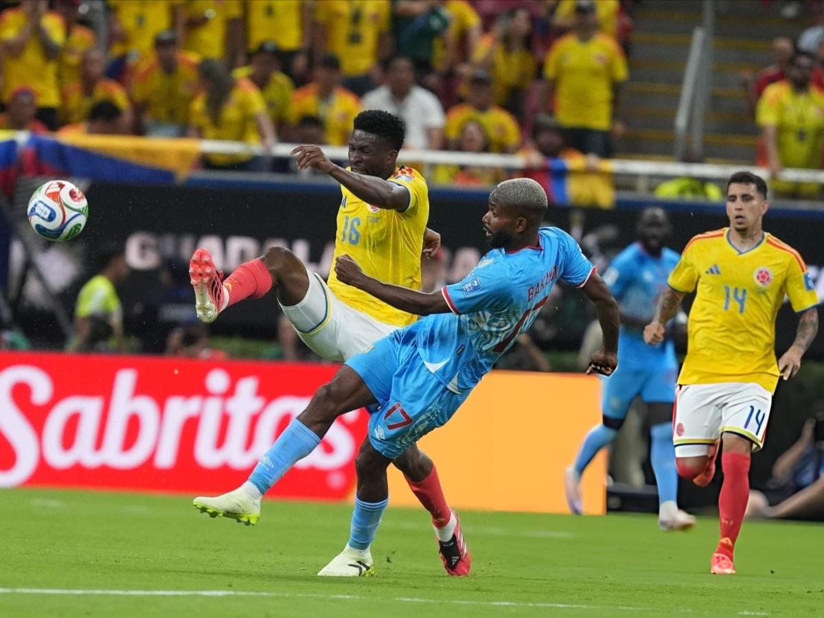 Colombia gana y se pone por delante de Portugal