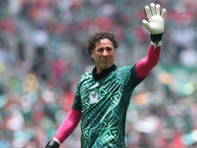 Guillermo "Memo" Ochoa jugará de inicio contra Chequia