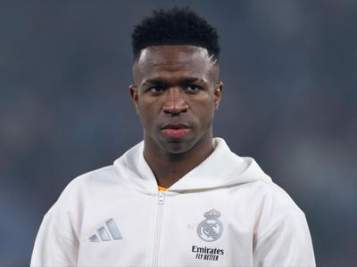 Vinicius acaba contrato en 6 meses, aún no renueva y podría marcharse gratis