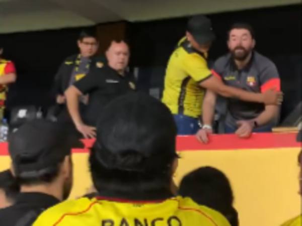 Barcelona SC: hinchas reclaman a dirigentes tras derrota ante Liga de Quito